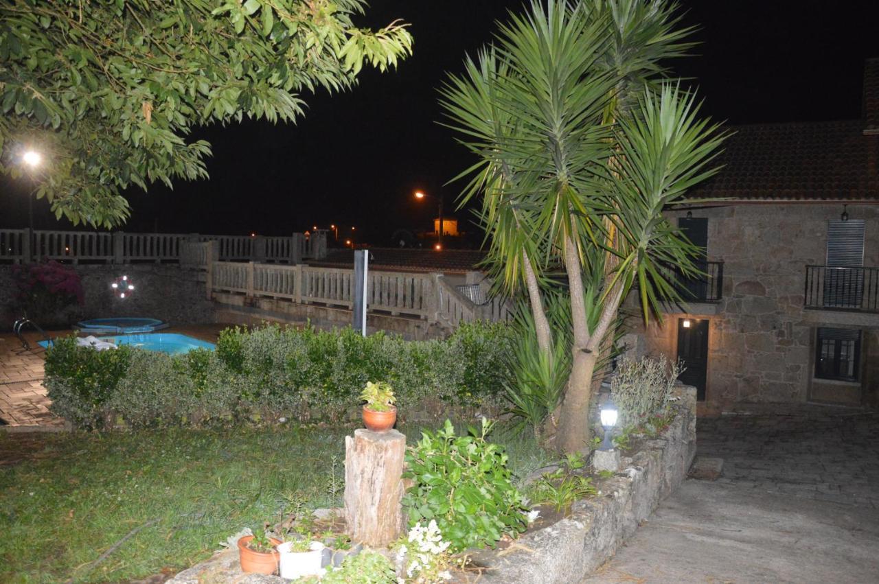 קמבדוס O Castro Apartamentos מראה חיצוני תמונה